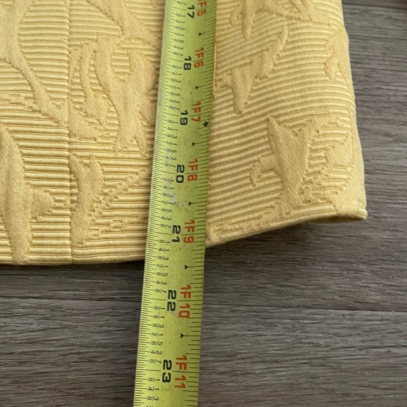 Trenz By Theresa Renz Quilted Yellow Blazer. - Picture 3 of 11